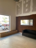 Alquiler de local comercial en Montequinto Ref. 4105 SUPER OFERTA!!