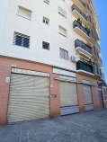 Venta de local comercial en Montequinto ref. 4108