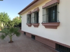 Venta de chalet independiente en urb. 