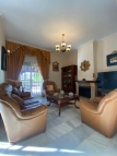 Venta de chalet independiente en urb. 