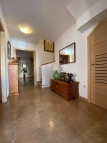 Venta de chalet pareado en urb. 