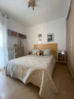 Venta de chalet pareado en urb. 